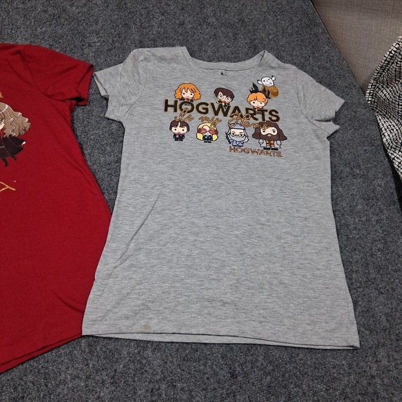 Two Harry Potter Girls Size‎ XL 14/16 Short Sleeve T Shirt 1.Red 2.Gray - Picture 8 of 14